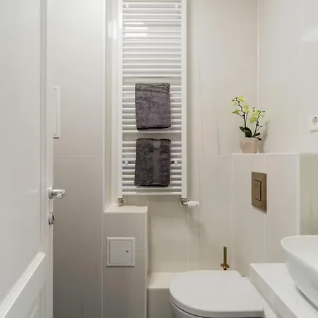 Figaro 아파트 기에네스디아스